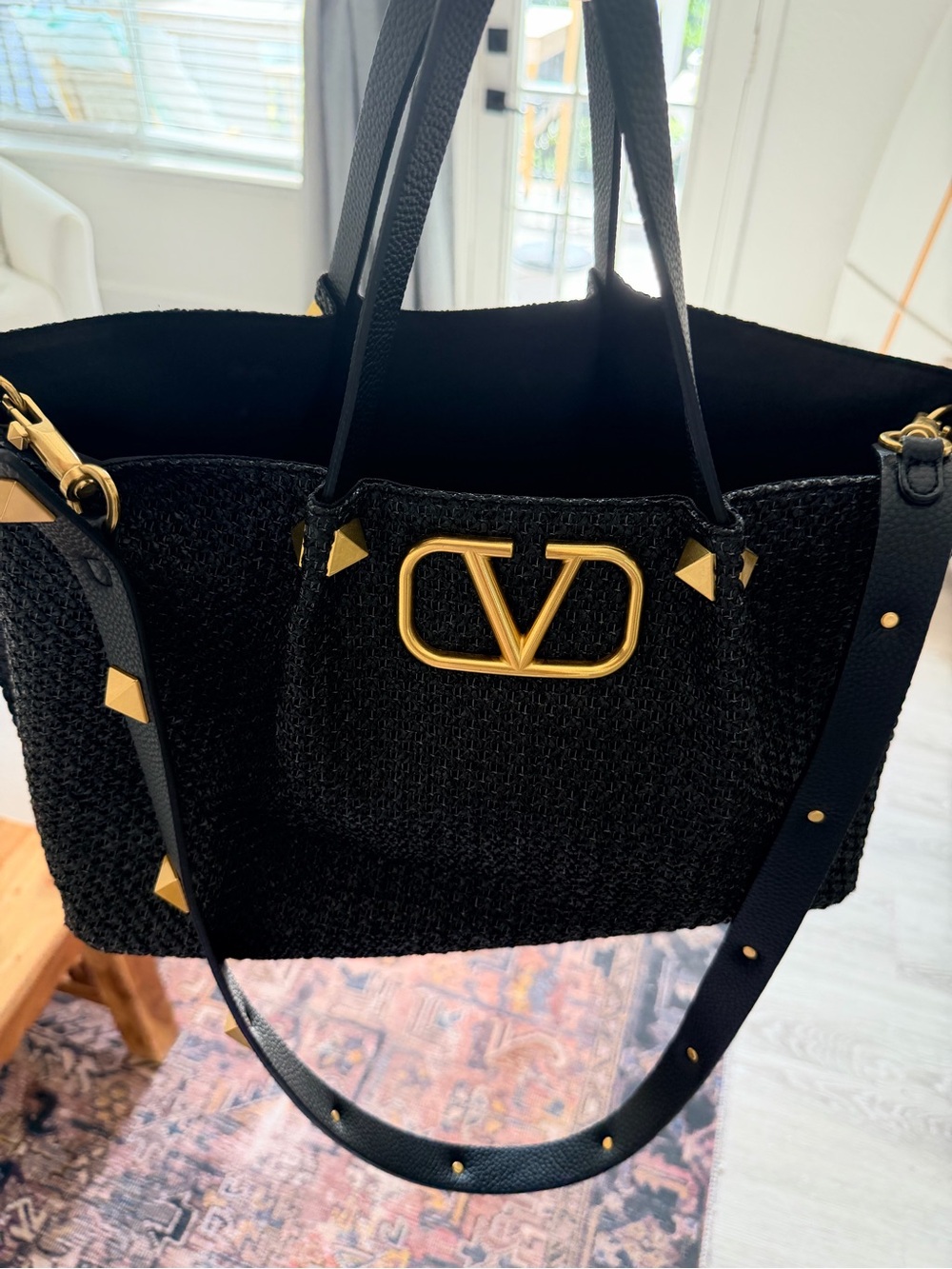 Amazon Black V Shoulder Bag with Red Trim